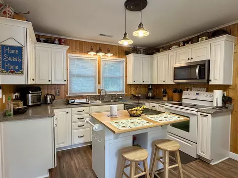 Kitchen - 206 Burns Rd, Ramer, TN 38367 photo 2 of 3
