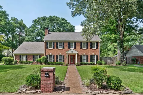 7472 Mill Run Dr, Germantown, TN 38138