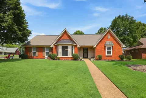 3970 Altruria Rd, Bartlett, TN 38135