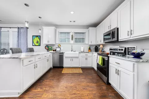 Kitchen - 817 Main St, Corinth, MS 38834 photo 3 of 3