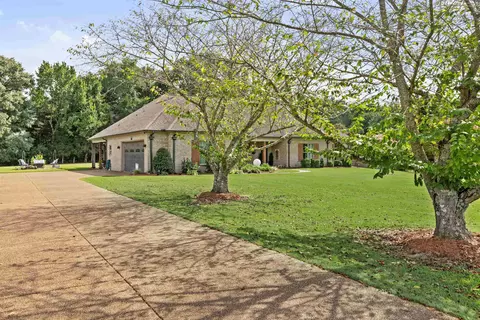 265 Caitlin Dr, Oakland, TN 38060