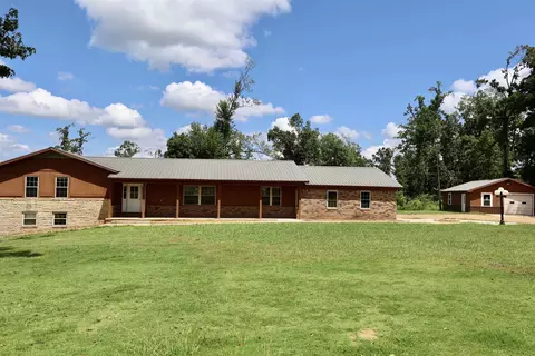 250 Apple Tree Ln, Adamsville, TN 38310