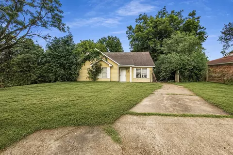 5266 Bitter Creek Dr, Memphis, TN 38127