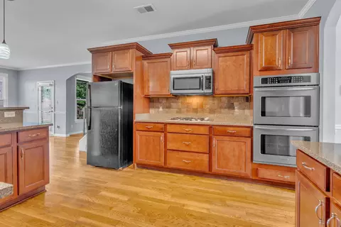 Kitchen - 246 Spacious Sky Cv, Collierville, TN 38017 photo 1 of 2