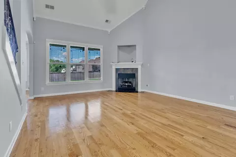 Living - 246 Spacious Sky Cv, Collierville, TN 38017 photo 2 of 6