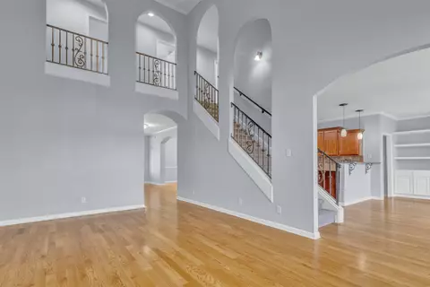 Living - 246 Spacious Sky Cv, Collierville, TN 38017 photo 4 of 6