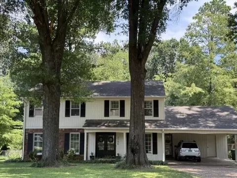 1784 Oak Hill Rd, Germantown, TN 38138