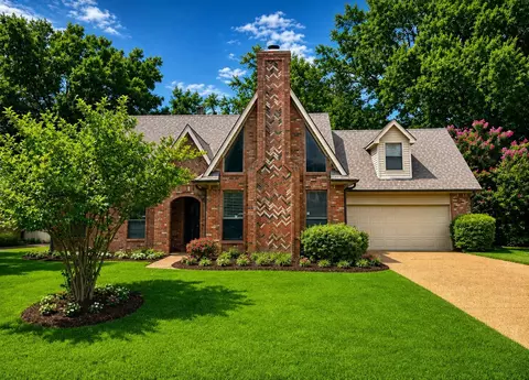 8163 Walnut Creek Rd, Cordova, TN 38018