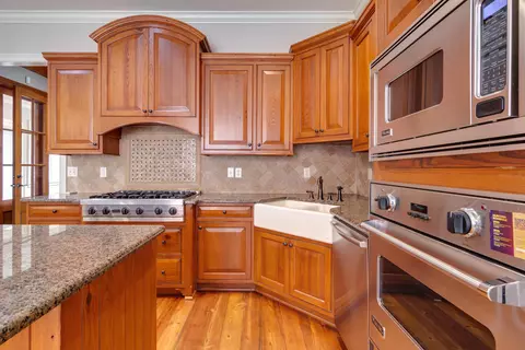 Kitchen - 362 Shively Ave, Collierville, TN 38017 photo 2 of 3