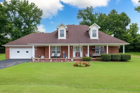 52 Farmer Trail St, Atoka, TN 38004