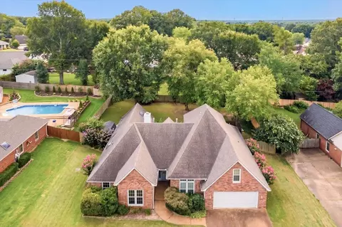 8811 Bazemore Rd, Cordova, TN 38018