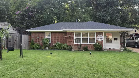 1639 Colonial Rd, Memphis, TN 38117