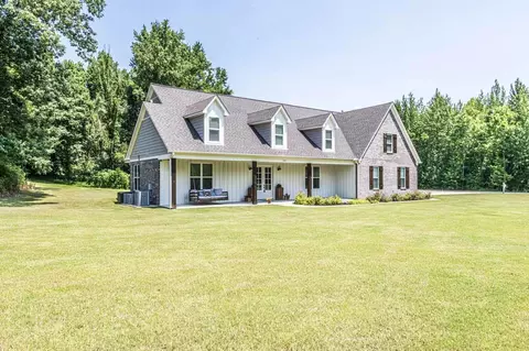 985 Park St, Munford, TN 38058