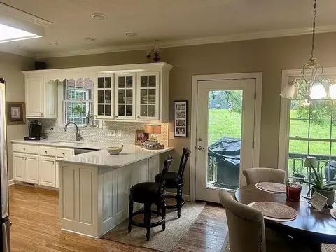 Kitchen - 36 Sutton Place Pl, Jackson, TN 38305 photo 1 of 2