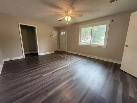 2982 Kingston Dr, Memphis, TN 38127