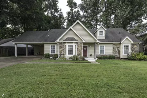 6131 Ainsworth St, Bartlett, TN 38134