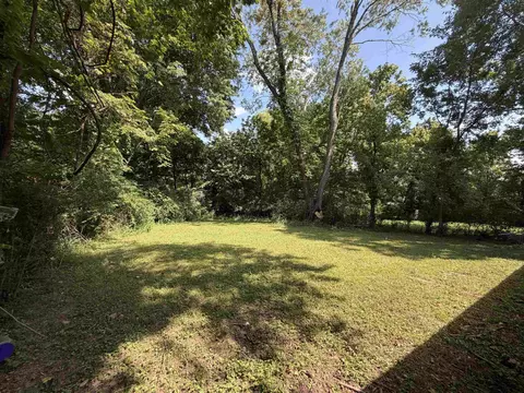 Exterior - 4474 Spring Glen Dr, Memphis, TN 38128 photo 4 of 4