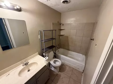 Bath - 4474 Spring Glen Dr, Memphis, TN 38128 photo 1 of 1