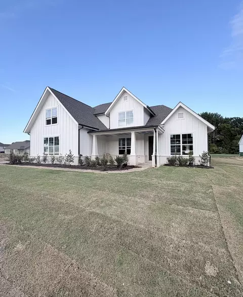 5018 Porch Rock Cv, Arlington, TN 38002