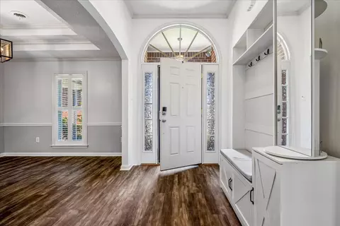 Entry Way - 9333 Breakstone Cv, Collierville, TN 38017 photo 1 of 3