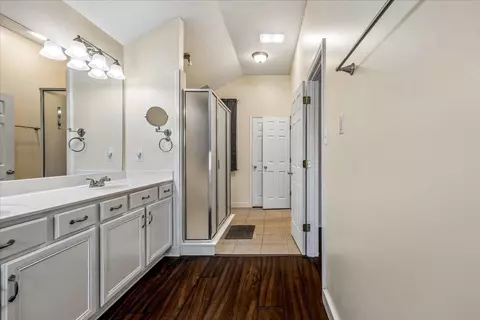 Entry Way - 9333 Breakstone Cv, Collierville, TN 38017 photo 3 of 3