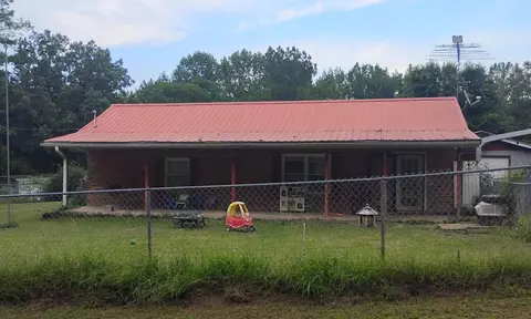 307 Lott Wilson Rd, Bethel Springs, TN 38315