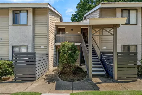 1813 Birch Post Cv #107, Germantown, TN 38138
