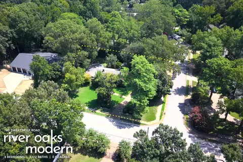 740 Sweetbrier Rd, Memphis, TN 38120