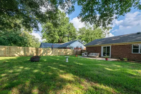 Exterior - 7052 Dawnhill Rd, Bartlett, TN 38135 photo 7 of 11