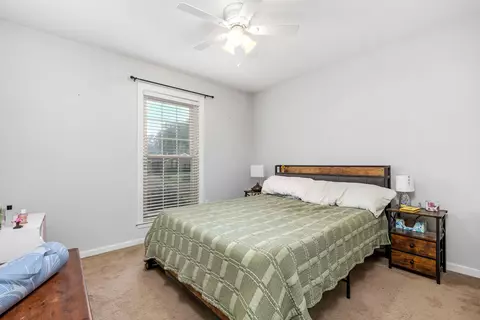 Bedroom - 7052 Dawnhill Rd, Bartlett, TN 38135 photo 3 of 4