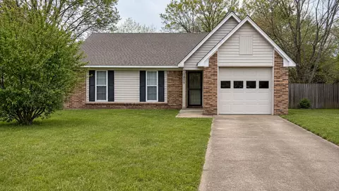 3580 Corsica Dr, Horn Lake, MS 38637