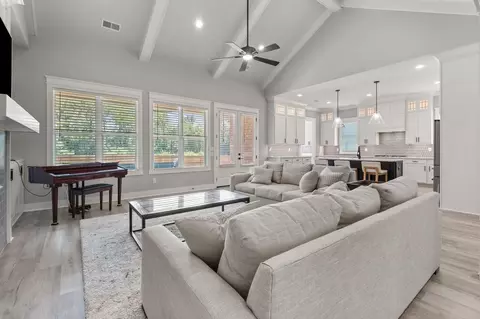 5005 Jon Oak Cv, Arlington, TN 38002