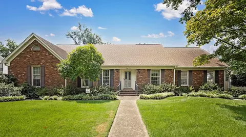 2439 Mackinnon Dr, Memphis, TN 38119