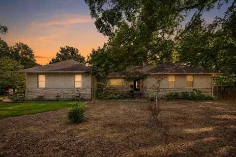 5491 Laurie Ln, Memphis, TN 38120