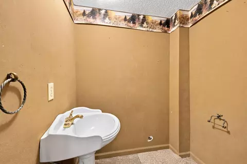 Bath - 8917 E Shelby Dr, Memphis, TN 38125 photo 5 of 5