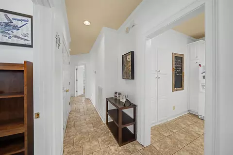 Entry Way - 21 Tamara Trl, Iuka, MS 38852 photo 1 of 1