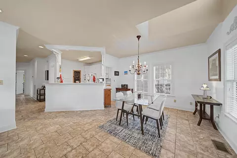 Dining - 21 Tamara Trl, Iuka, MS 38852 photo 1 of 2