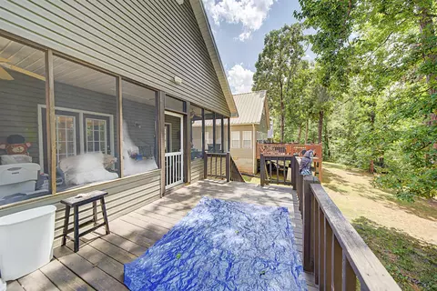 Exterior - 21 Tamara Trl, Iuka, MS 38852 photo 8 of 11