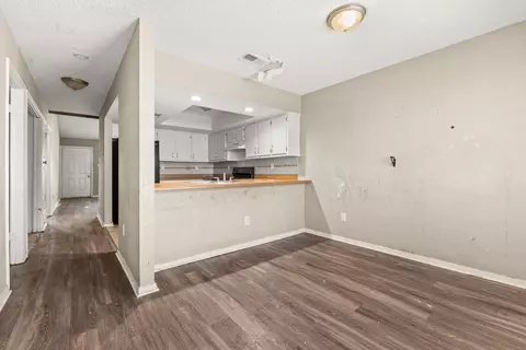 Entry Way - 2814 E Hickory Blf, Memphis, TN 38128 photo 1 of 1