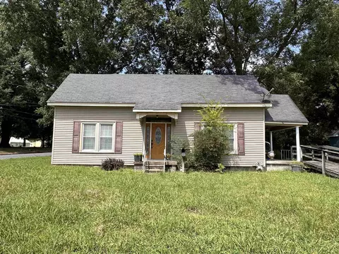 502 E Tigrett St, Halls, TN 38040