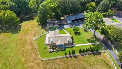 5543 Ok Robertson Rd, Memphis, TN 38127