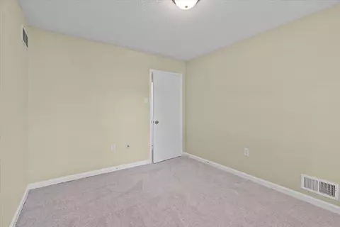 Bedroom - 7089 E Foxhill Dr, Bartlett, TN 38135 photo 3 of 4