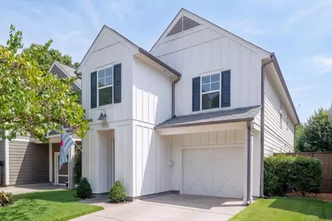1076 Blythe St, Memphis, TN 38104
