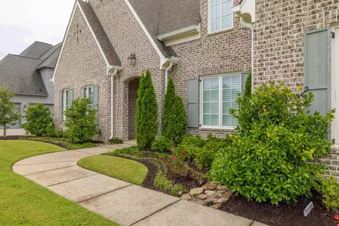 Exterior - 1272 Percheron Pass, Collierville, TN 38017 photo 3 of 6