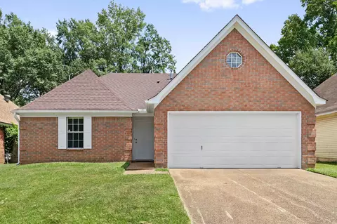 2692 Battle Creek Dr, Memphis, TN 38128