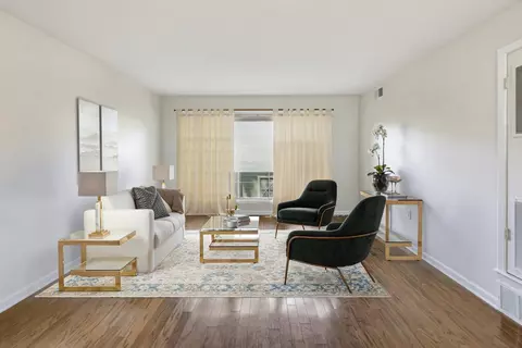 220 S Mclean Blvd #8, Memphis, TN 38104