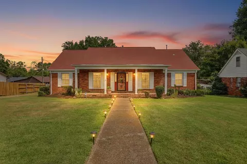 4570 Craigmont Dr, Memphis, TN 38128
