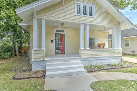 1072 S Rembert St, Memphis, TN 38104