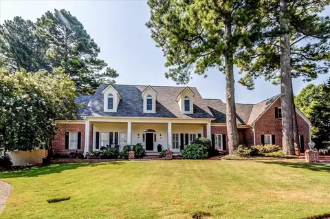 8789 Club Lake Cv, Memphis, TN 38125