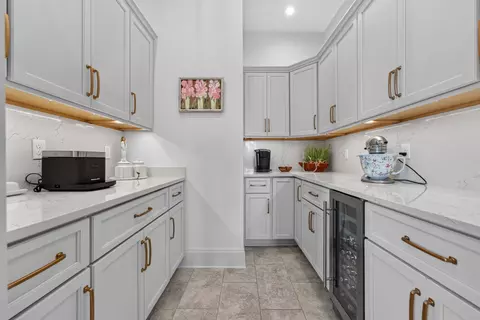 Kitchen - 523 N Slayden Rd, Lamar, MS 38642 photo 3 of 3